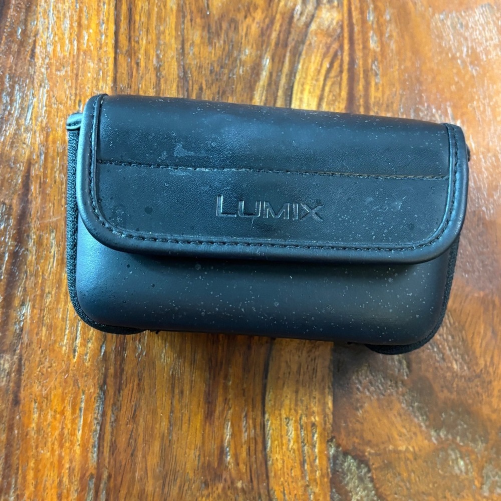 Panasonic‎ Lumix Black Compact Digital Camera Case Magnetic Snap Belt Loop